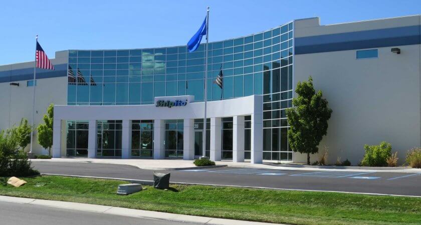 Como redirecionar encomendas pelos EUA