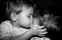 Dia do irmão – Afinal, qual a data oficial?